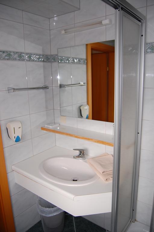 Gasthof Grabenwirt Irdning Szoba fotó